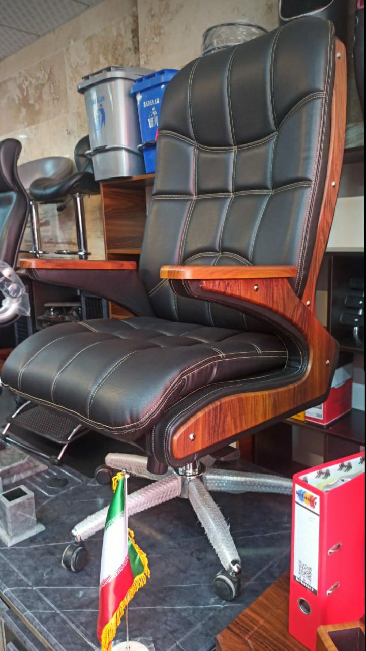 صندلی اداری مدیریتی خلبانی ،صندلی مدل خلبانی چرم الگرا براق